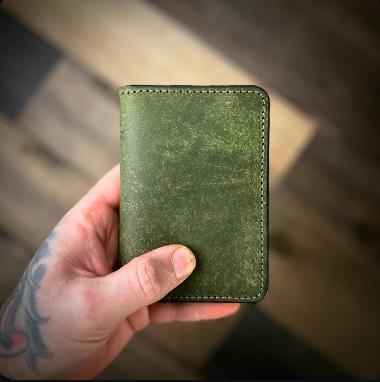 Olive Pueblo full grain leather wallet – handmade men’s vertical wallet by Gunnar & Co.