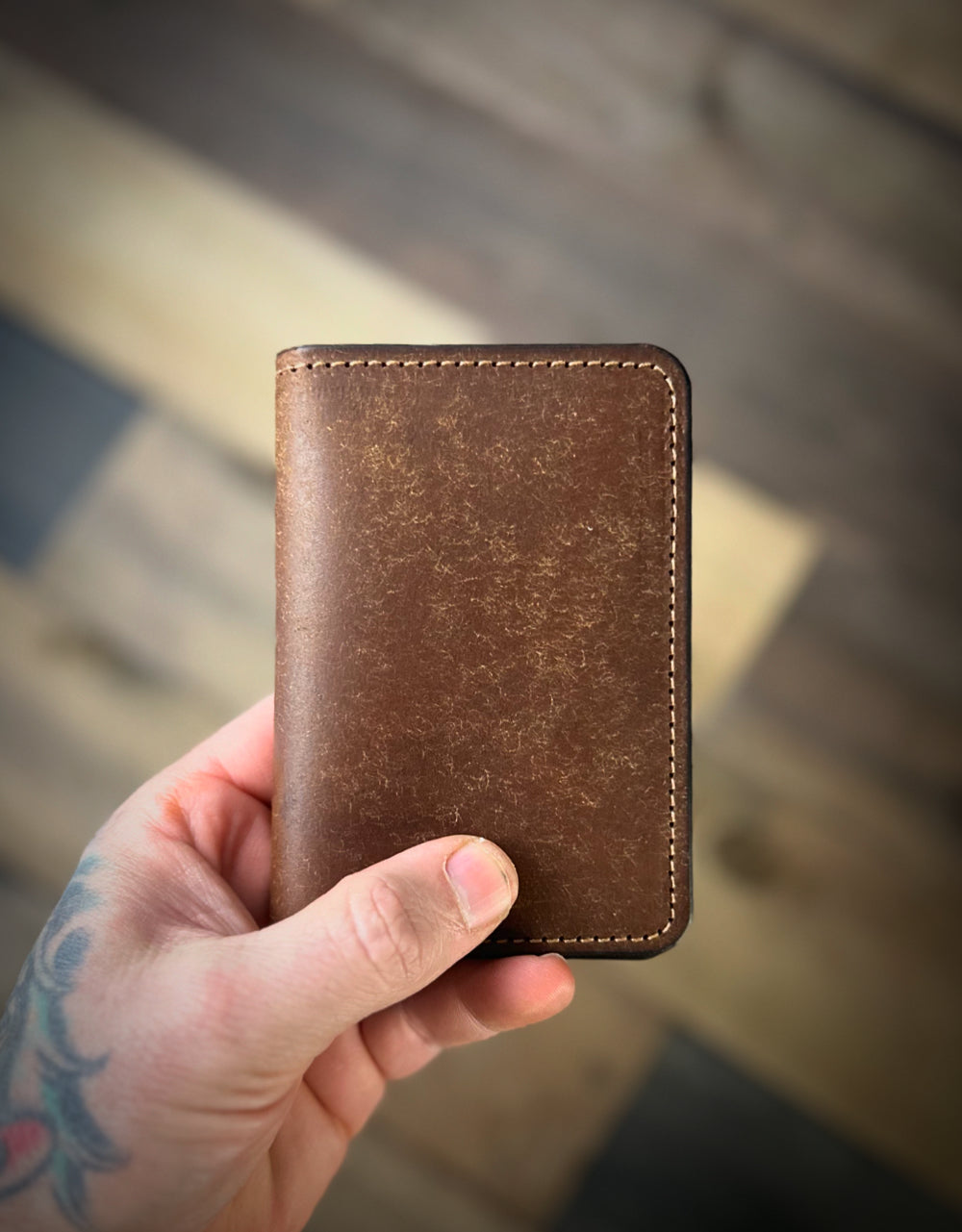 Exterior of Gunnar & Co’s handmade vertical leather wallet in Walnut Pueblo.